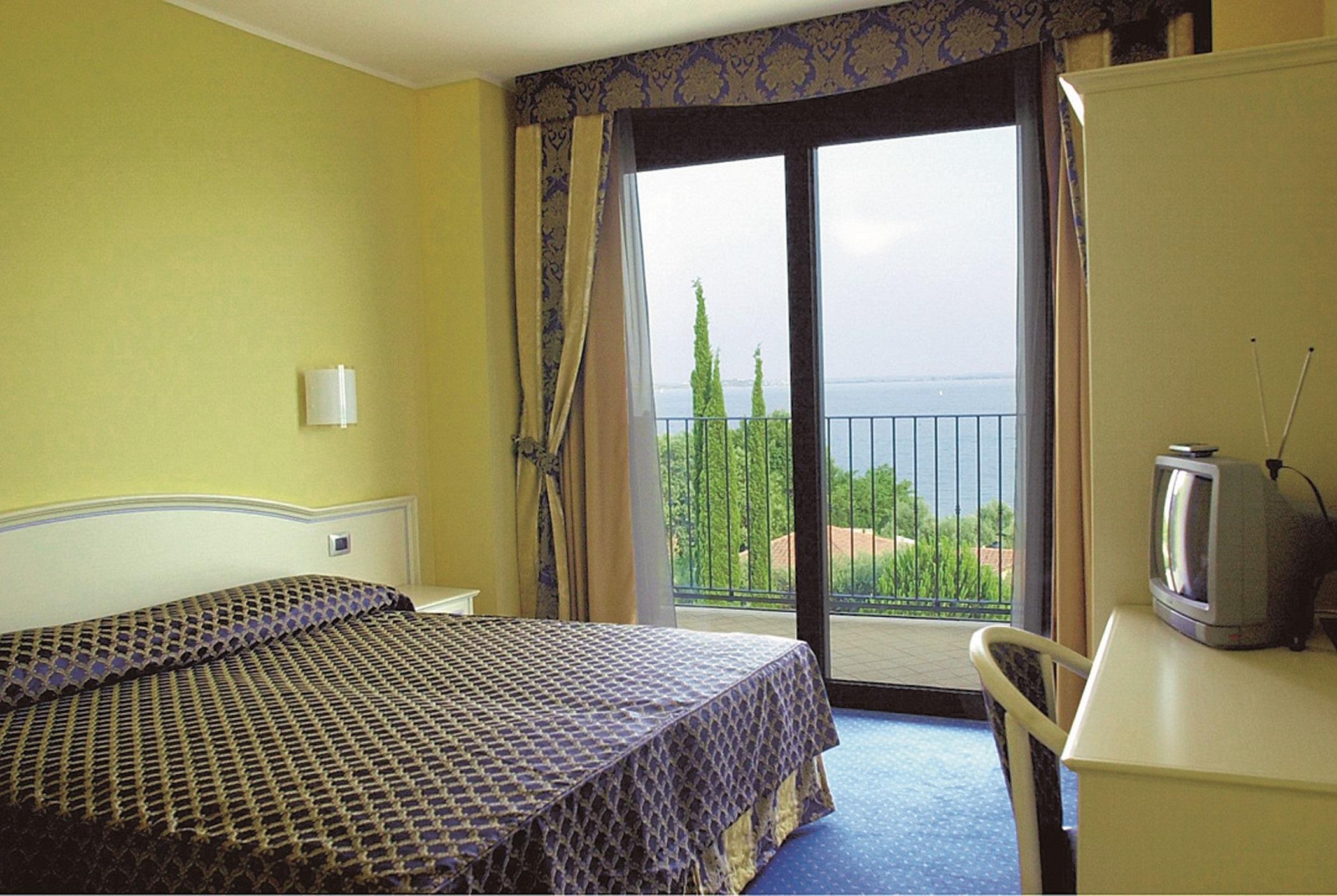 Ahg Riva Del Sole - Adults Only 4* Moniga del Garda