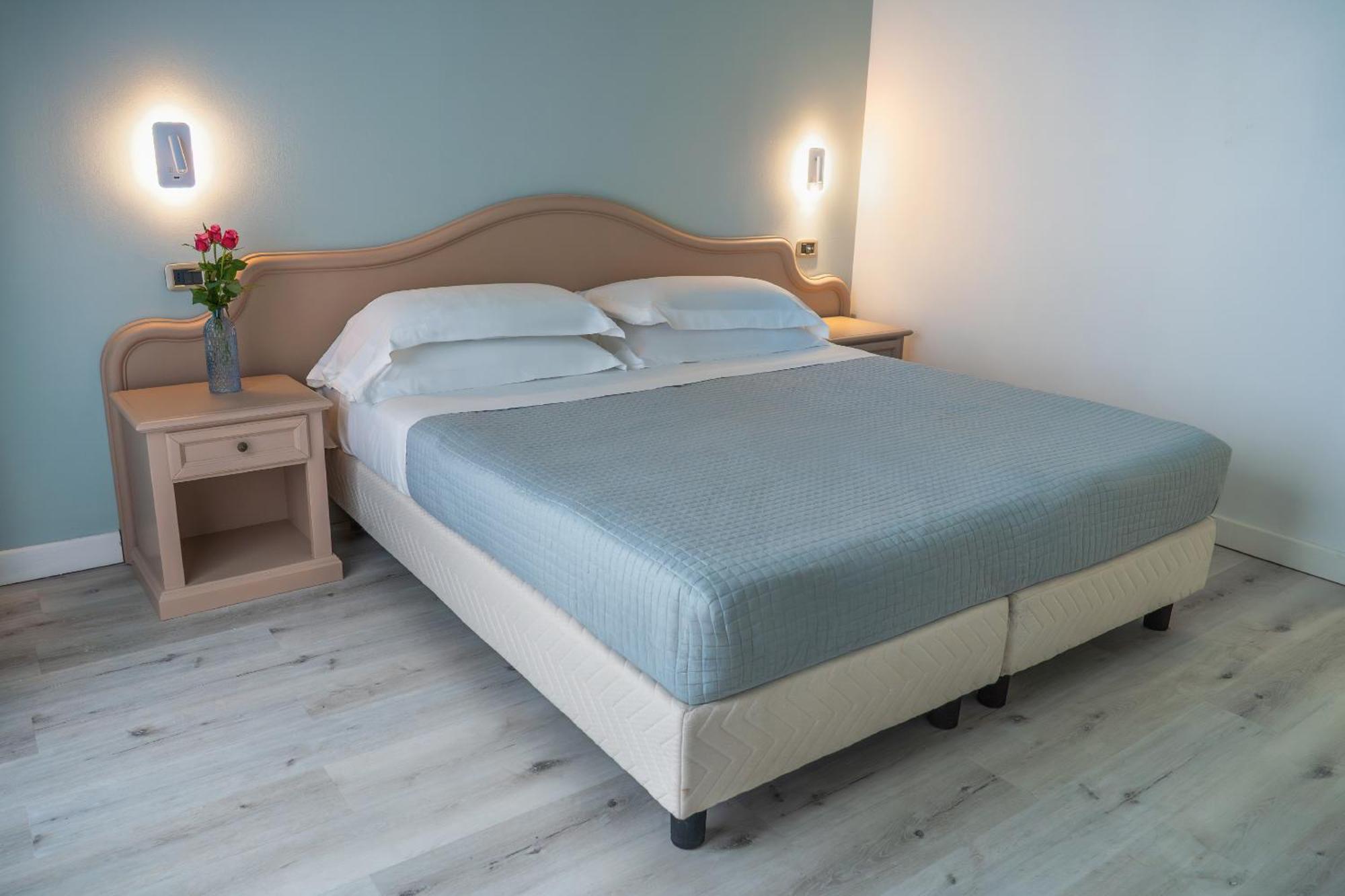 Ahg Riva Del Sole - Adults Only Hotel Moniga del Garda